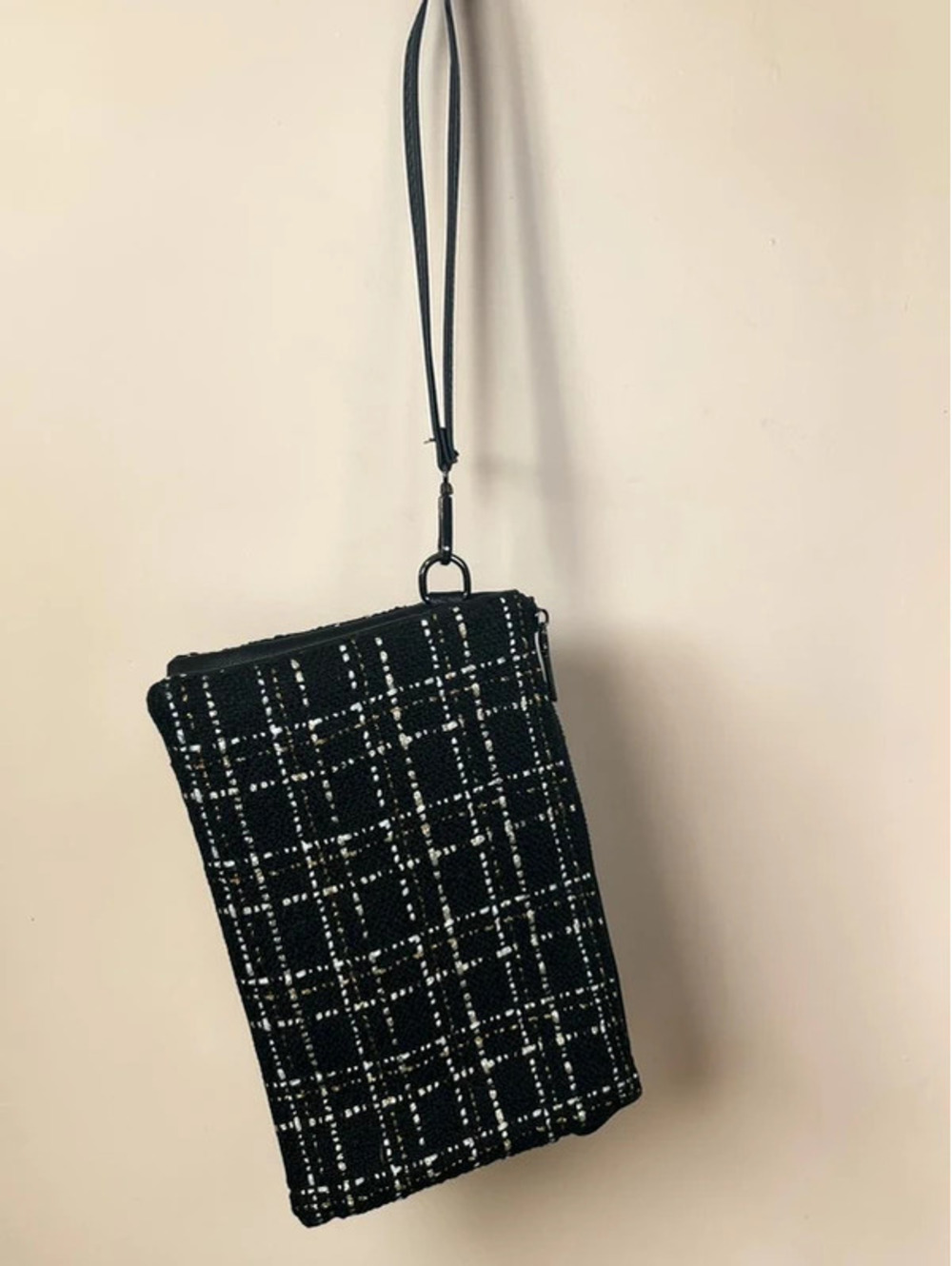 Jen & Co Large Black Woven Plaid Wristlet Clutch | Metallic Thread Zip Pouch